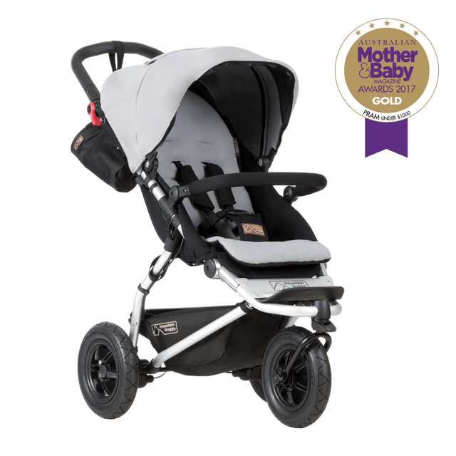mountain buggy swift compact buggy mother baby magazine awards 2017 3/4 view shown in color silver_silver