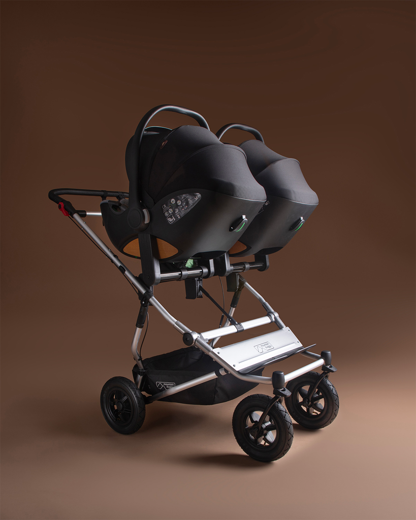 mountain-buggy-nest-carseat-detail-on-Duet-Twin.webp
