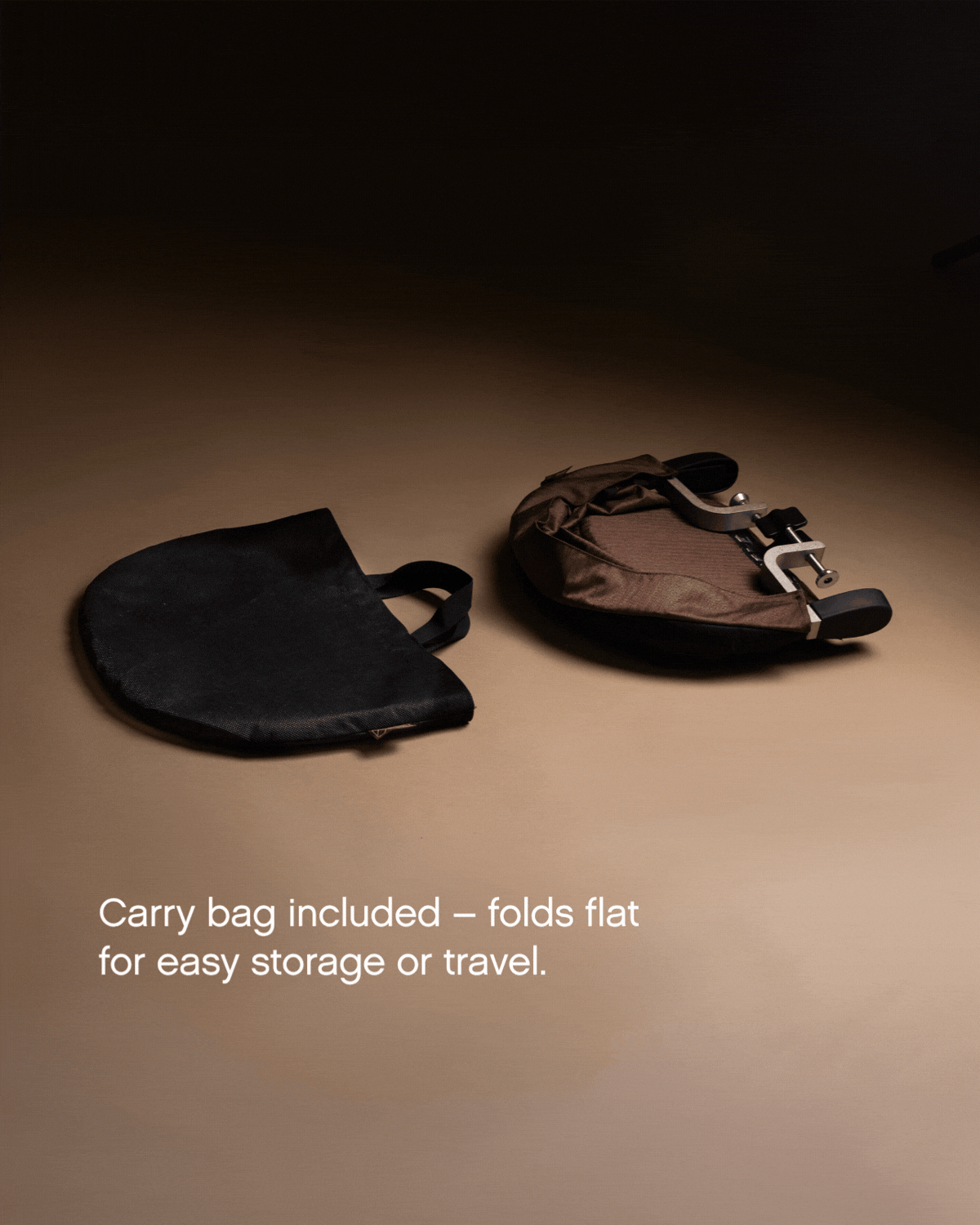 mountain-buggy-pod-highchair-detail-carrybag-included-mustang.gif